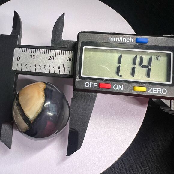 Volcano Agate Sphere UV Reactive (#4) - Picture 15 of 16